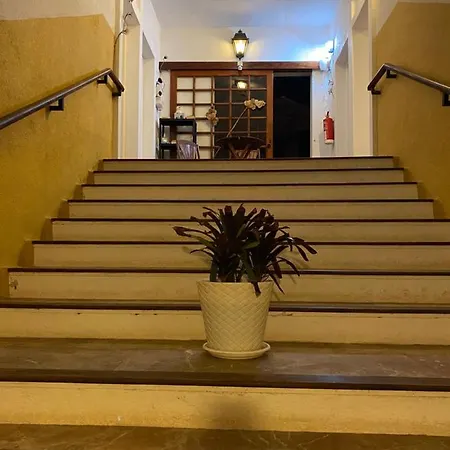 Flores 4 Casa de Férias