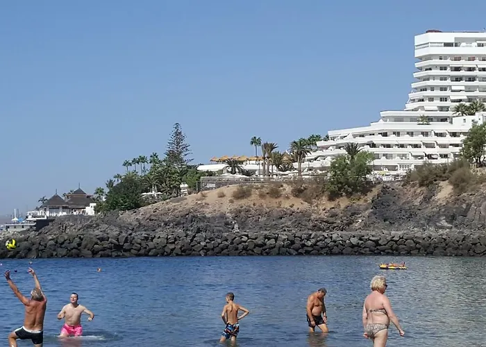 Flores 4 * Πλάγια ντε λας Αμέρικας