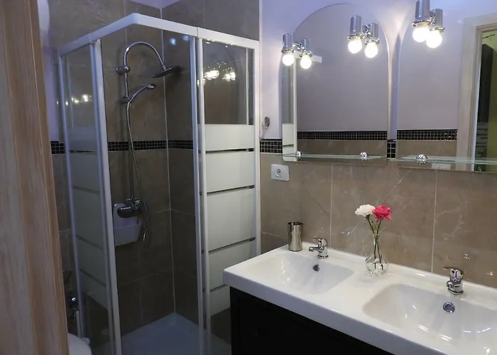 Tatil Evi Flores 4 *